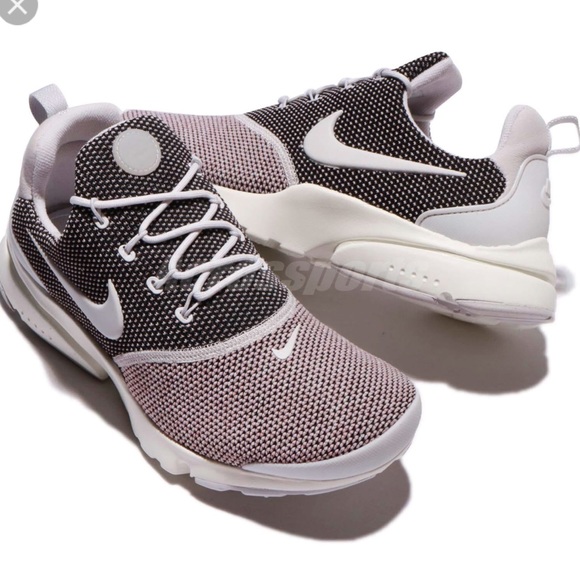 NWT Nike Air Pesto Fly SE Vast Gray WMNS - Picture 2 of 8
